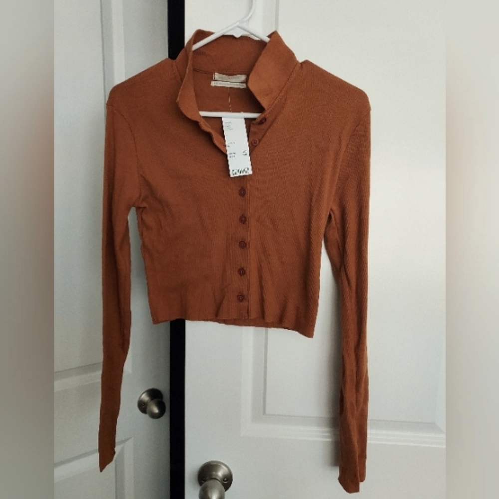 NWT Burnt Orange Tan Cropped Button Down